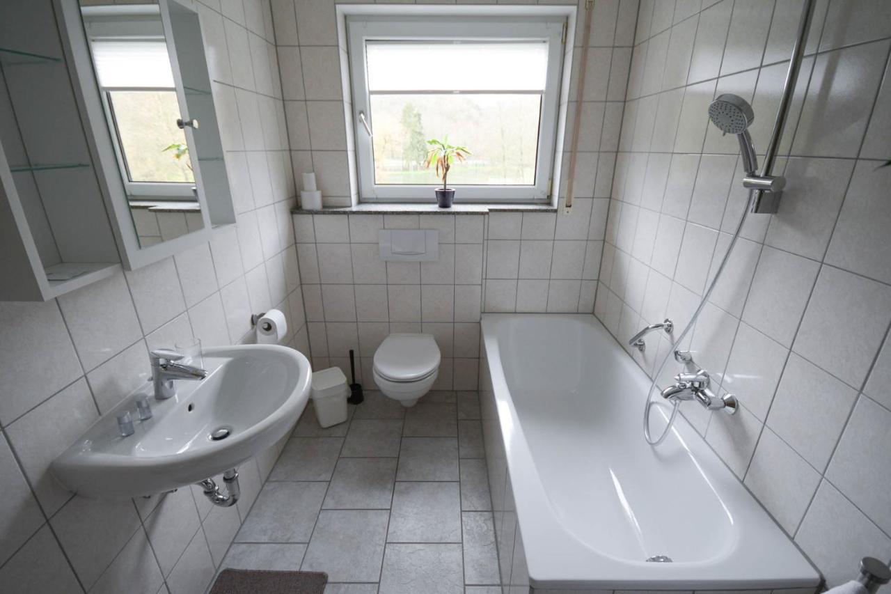 Zimmer Ohne Fruehstueck In Der Forellenzucht Burgen  Exterior foto
